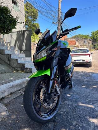 KAWASAKI Z1000 KAWASAKI Z1000